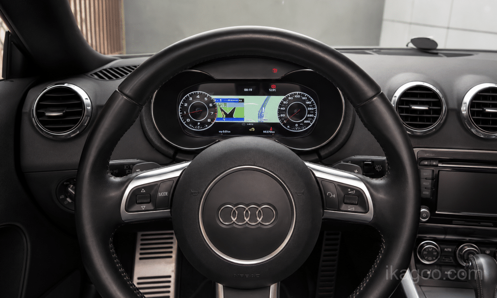 Audi TT 8J digitalt instrumentklynge installations slutresultat
